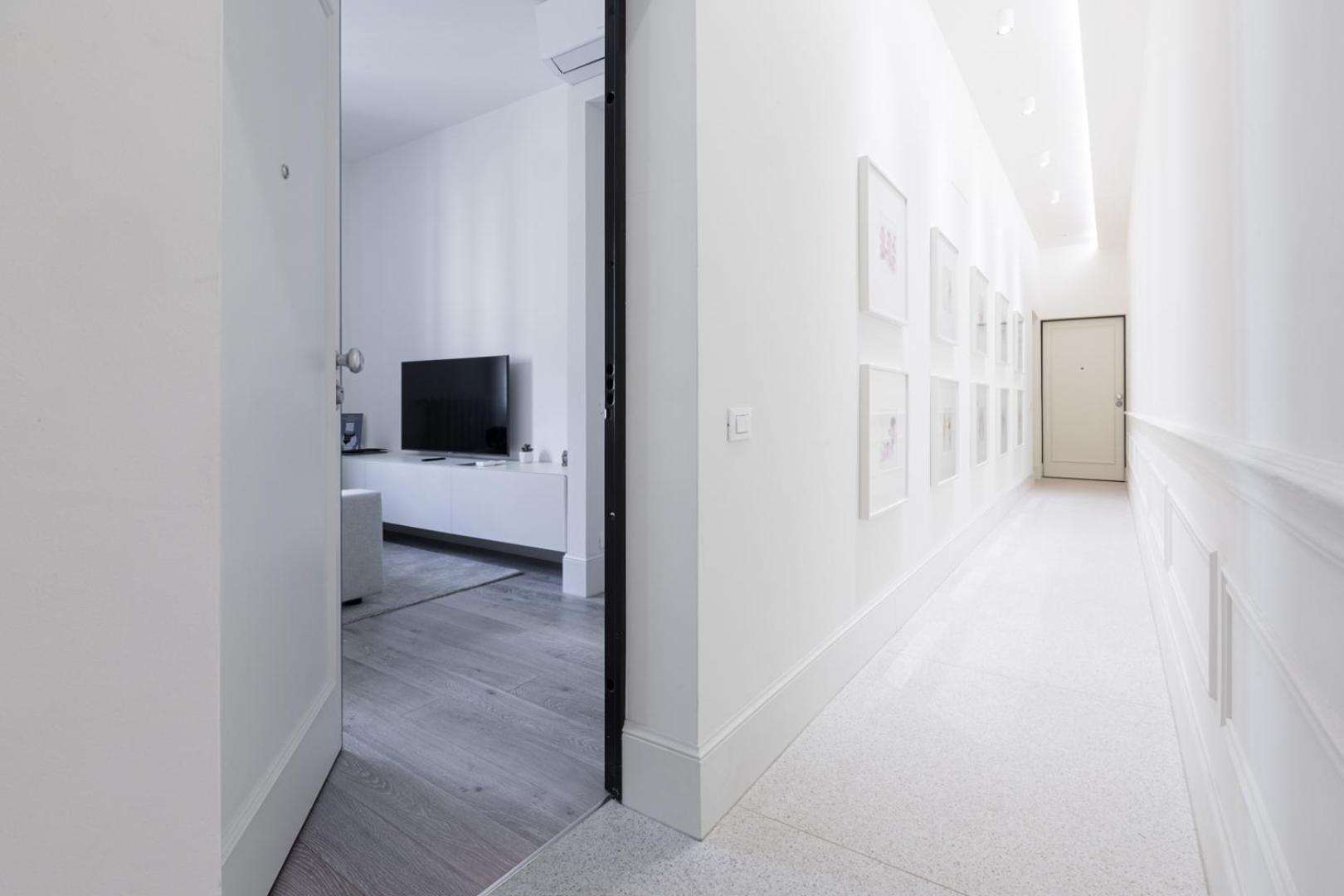 With Balcony - Collection * Mailand
